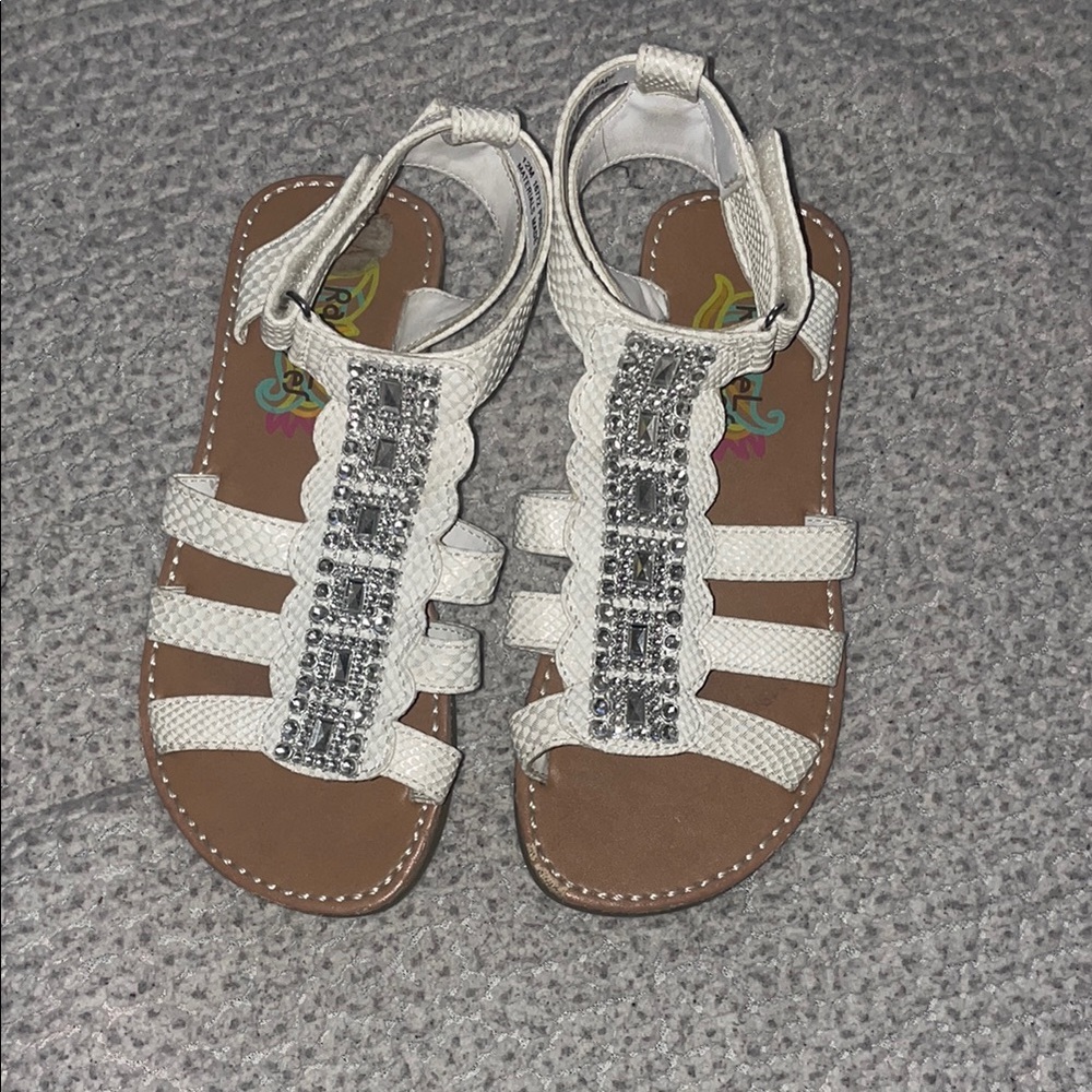 Rachel Shoes White Sandals with Silver Details